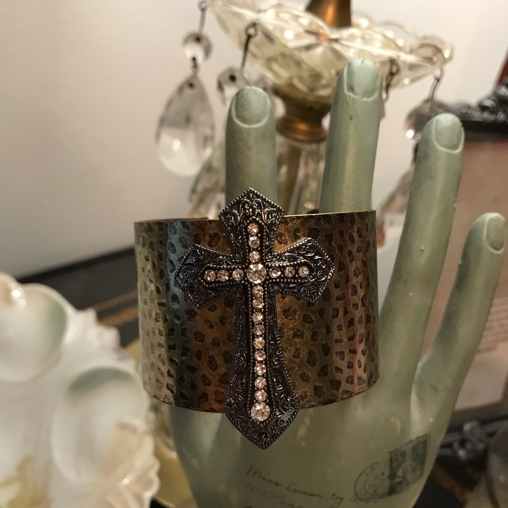 NEW Cross cuff bracelet